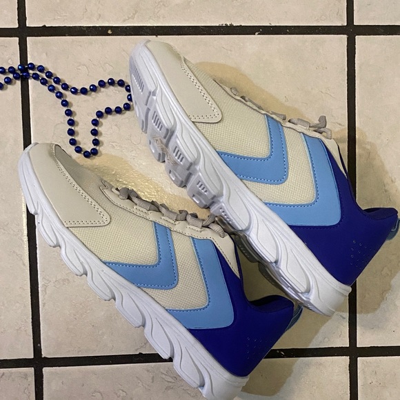 NWOT Source Unknown Gray and Blue Athletic Shoes - Picture 5 of 5